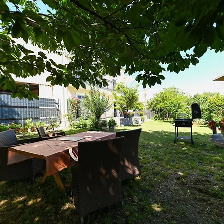 アパート Dolores