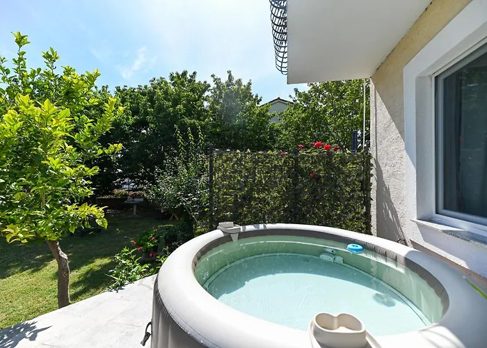 Dolores Apartmán Kaštela